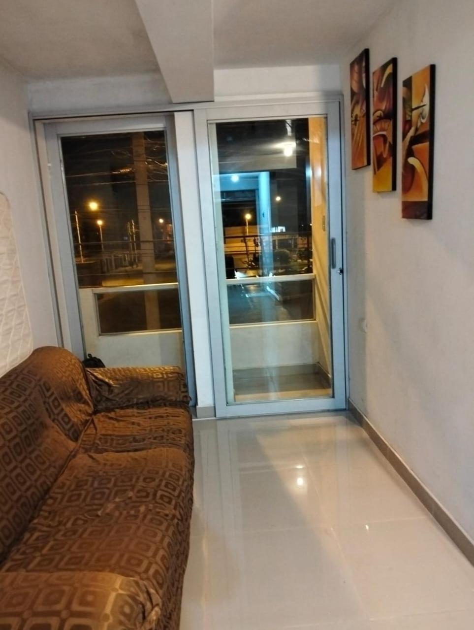 Santo Domingo - *